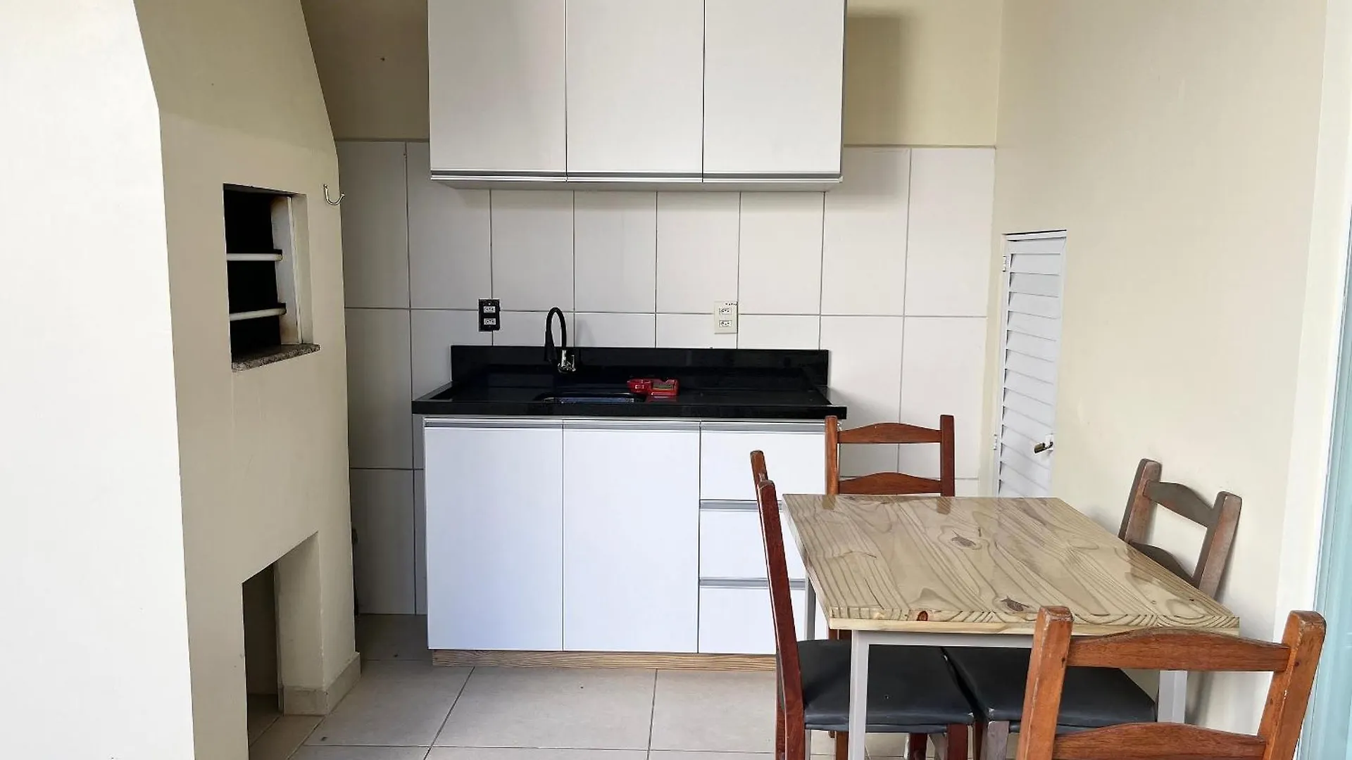 Sobrado Aconchegante E Amplo A 5 Min Da Praia. Itajuba  0*, Itajuba (Santa Catarina) Brazil