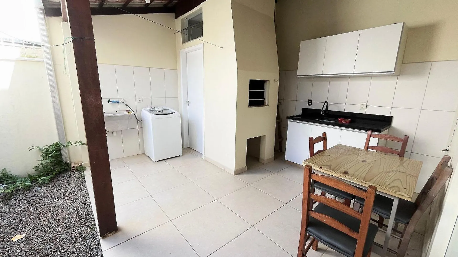 Sobrado Aconchegante E Amplo A 5 Min Da Praia. Itajuba